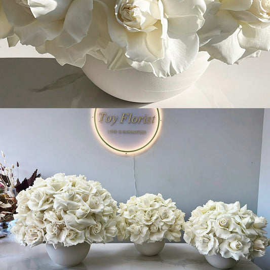 White Elegance Centrepiece